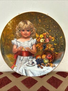 Sandra Kuck collectors porcelain plate INDIAN SUMMER little cute girl wh stand